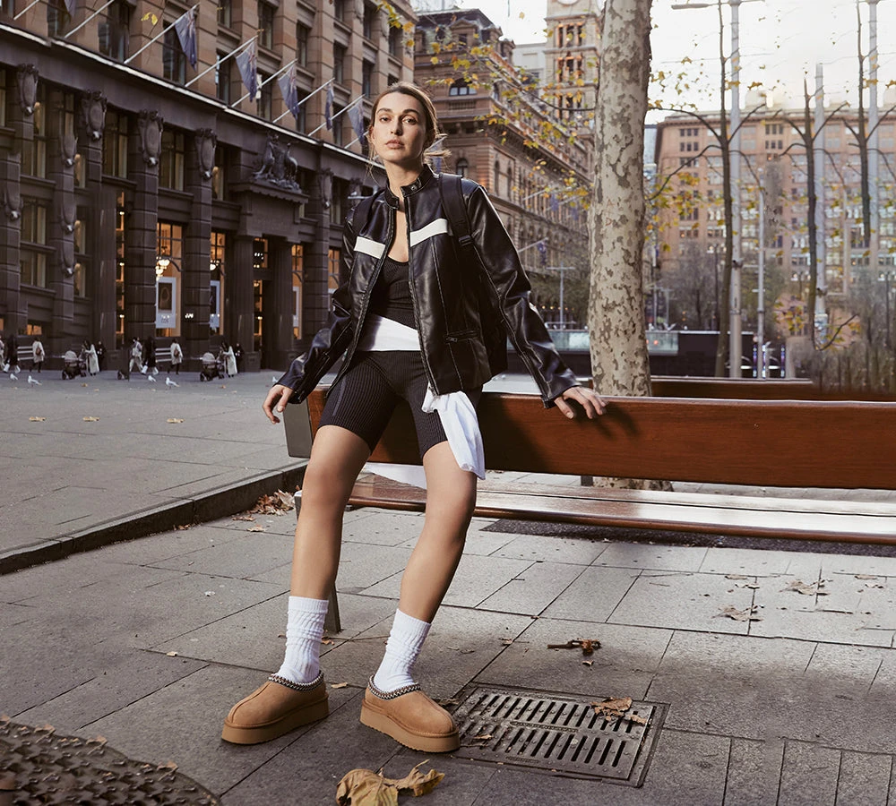 UGG Slippers Sheepskin Wool Ankle Platform Booties Tazzy Hippie 4 UGG Slippers Sheepskin Wool Ankle Platform Booties Tazzy Hippie - Image 2