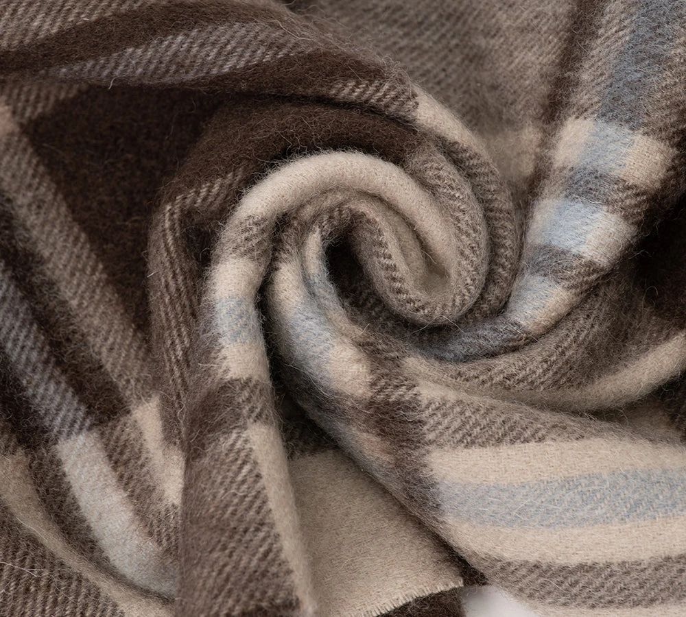 AUSTRALIAN SHEPHERD® 100% Wool Check Scarf Snovia 19 AUSTRALIAN SHEPHERD® 100% Wool Check Scarf Snovia - Image 17