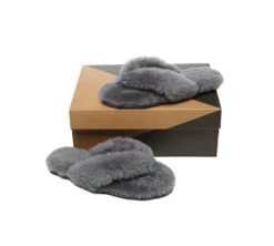 UGG Thongs Women Fluffy Slides Farah 32 UGG Thongs Women Fluffy Slides Farah -Shoe Store GL7A2809