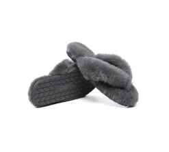 UGG Thongs Women Fluffy Slides Farah 31 UGG Thongs Women Fluffy Slides Farah -Shoe Store GL7A3214