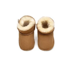 UGG Baby Gift Pack Erin Bootie With Pom Pom Beanie -Shoe Store IMG 3110 35680df1 f3e2 42e6 aba2 b4fe295e1d05