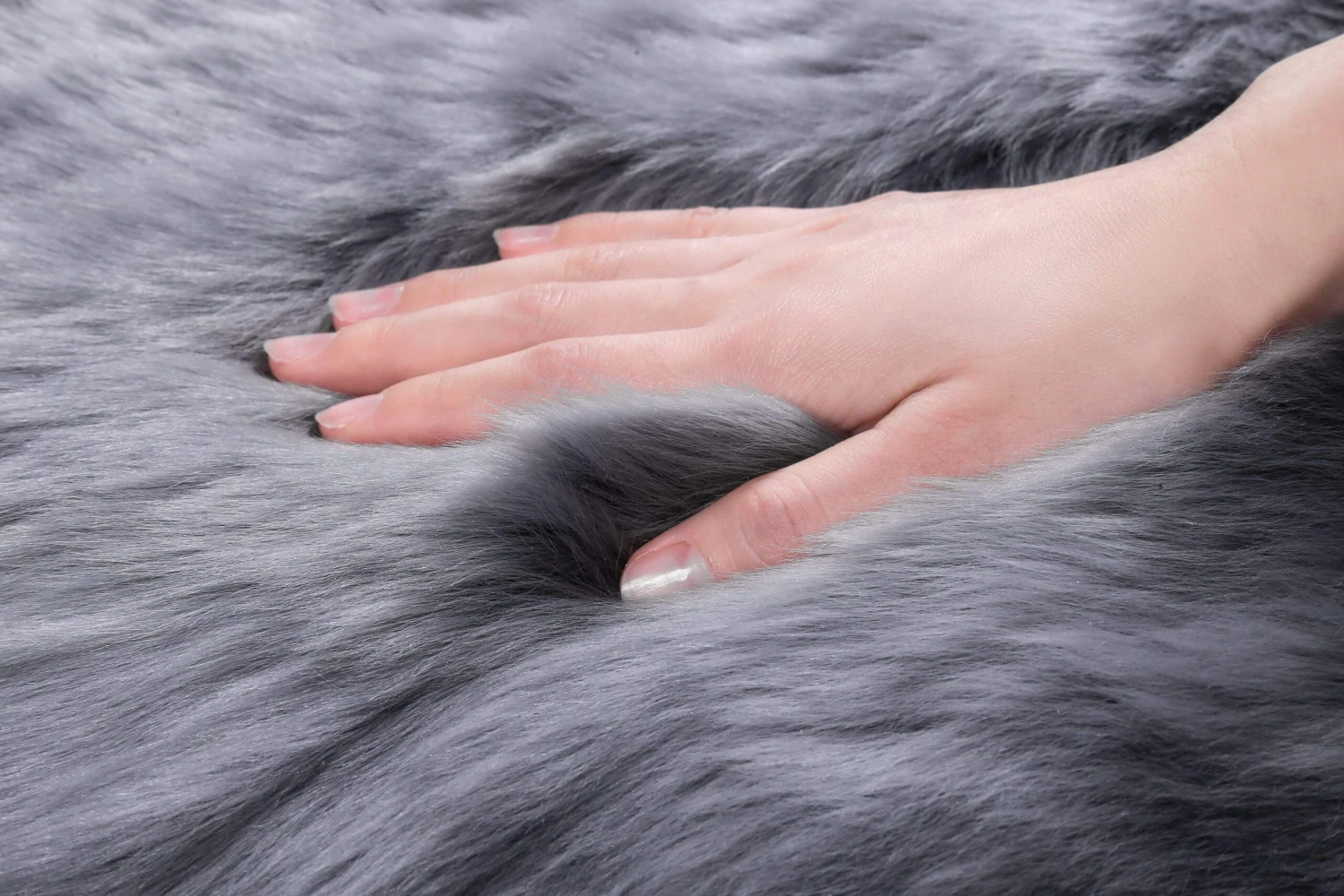 Premium Australian Sheepskin Single Long Wool Rug 185cm 5 Premium Australian Sheepskin Single Long Wool Rug 185cm - Image 4